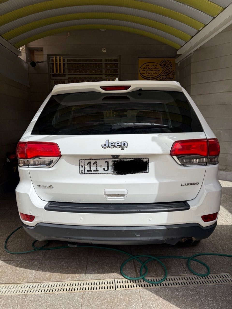 السلام  عليكم
للبيع فقط 
جيب لاريدو

ماشيه 132mi

موديل 2014 وارد خليجي 
السياره رقم بغداد انكليزي  (11)
السياره مكفوله عدا بارد بل باب الامامي جهة العبري
السياره جاهزه مكينه وكير وحداديه 100/100
المواصفات فتحه سقف /كشنات حضن جلد مختم بعلامة  jeep / 7راكب 
السعر اتصل وتدلل
المكان/الديوانيه 
للاتصال ***********
