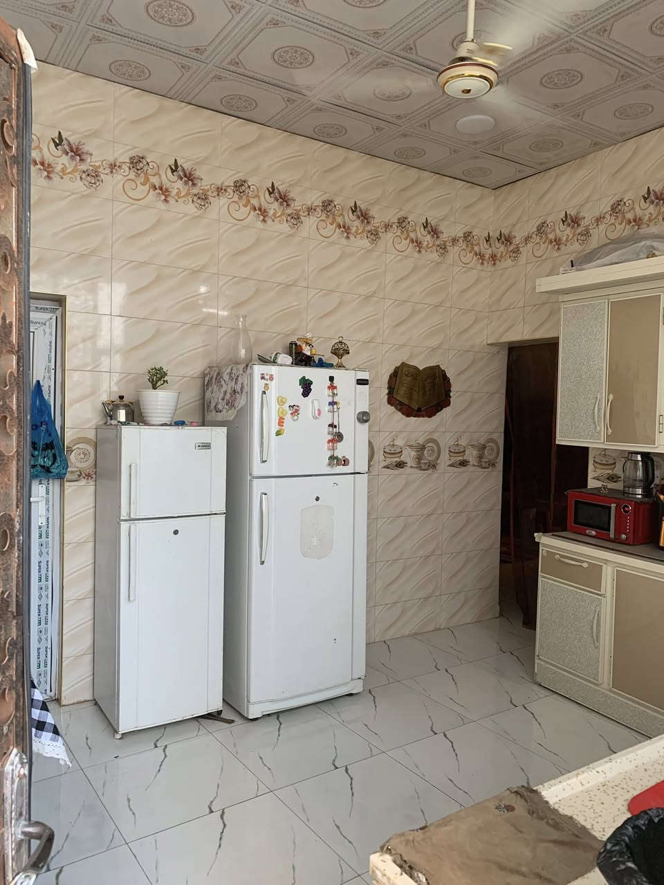 السلام عليكم بيت للبيع الجزيره باب الهوا مساحه165 نزله سيد لطيف قرب المستوصف سعر 95 وبي مجال 

‭***********‬

‭+964 771 350 2999‬
ابو رعد
