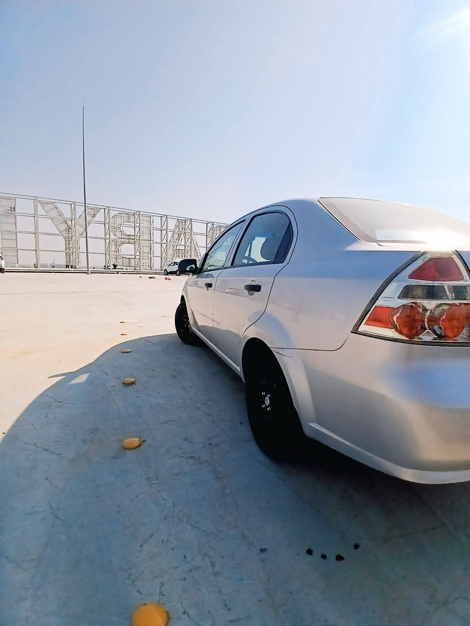 السلام عليكم للبيع 
افيو موديل 2013 خليجي مكينه  مسكر 
كفاله كفاله عامه على وضع الشركه 
رقم بابل ب اسمي سنويه لل 2030 تحويل مباشر 
مكينه جديده لاتنقيص ولا تبخير كير اوتوماتيك 
تدفئه تبريد. كله بلاد. 
مكاني بابل ناحيه النيل. 
السعر 85. وبيه مجال كلش بصيط. 
***********
***********
