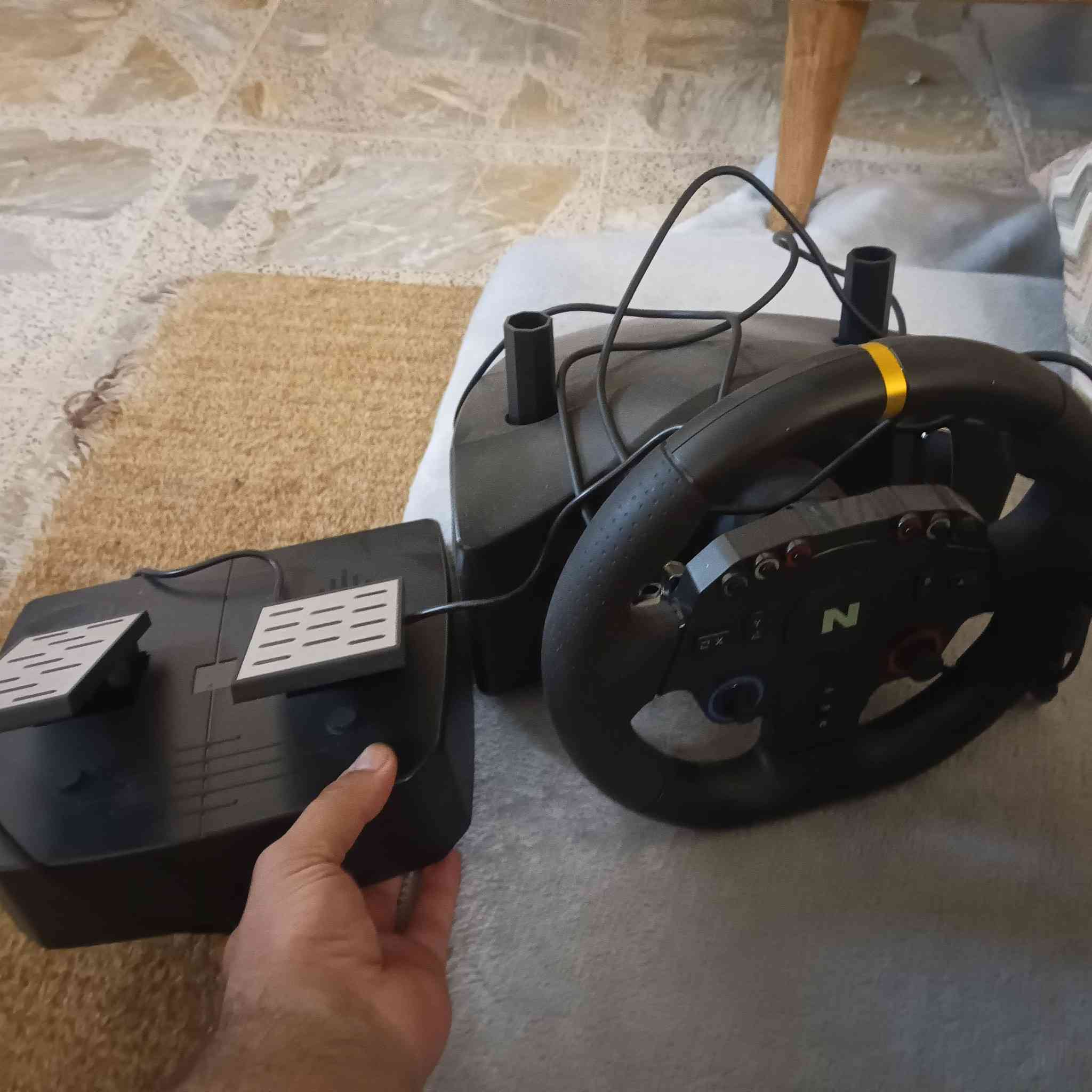 السلام عليكم جهاز PS4 سلم نسخة خاصة
جهاز ابيض يجي ويا UBS خاص للبلي مخرج واحد جهاز  ما مفتوح تجي ويا قاعدة شحن إضافة مخارج USB للاضافة هارد 500 GB وبي حساب للبيع 

Minecraft 

Uncharted 4

Fortnite 

وشكم لعبة وياهن 

عندي اقراص وية الجهاز

PES 21

RDR 2 

THE CREW 2

ستيرن كامل نضام شفتات جانبية للتنمير ابيع شلع 

للتواصل متواجد واتساب 

***********

ديالى بعقوبة حي المعلمين.
