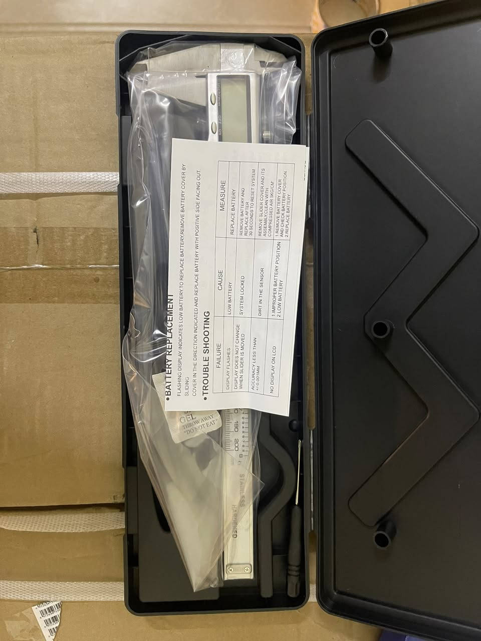 ---

🔧 قياس ديجيتال 200mm - 8 إنج - دقة عالية 🔧

مواصفاته:
ستيل مقسى ضد الصدأ
شاشة ديجيتال كبيرة وواضحة  
يقرأ بالملي متر + الإنج
يجي ويا بطارية وكيس حفظ

:
أم 150 = 
أم 200 = 
أم 300 = 

توصيل لكل العراق متوفر  
للطلب اتصل أو واتساب: ***********
