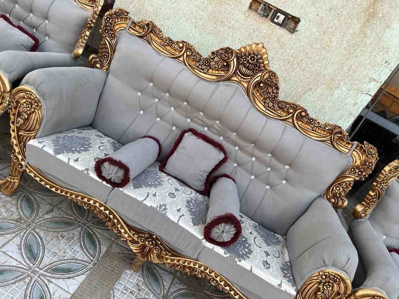 تخم ملكي ١٠ مقاعد اخو الجديد عنوان دوانيه تقيه يم ساحه توديع معمل ومعرض ورده الربيع رقم *********** بي وتساب متواجدين
