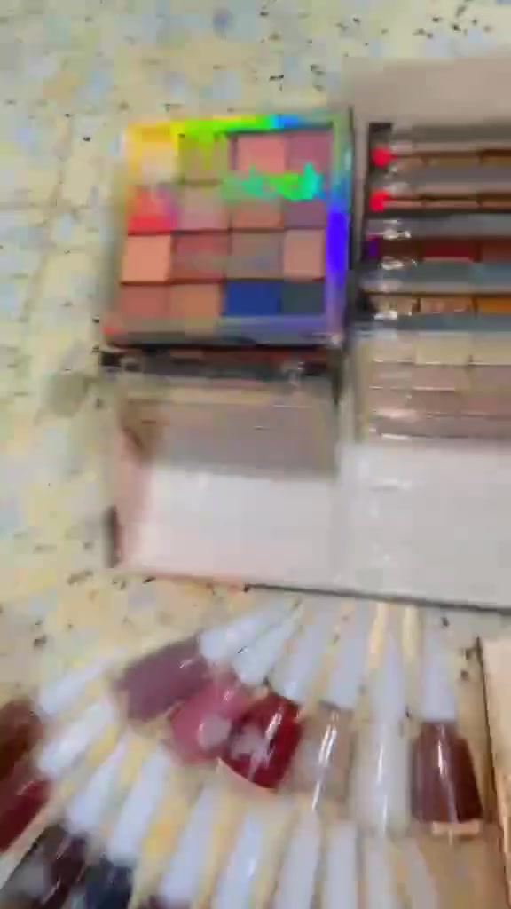 بنات شلعه مكياج وعنايه ومقشرات ومعطرات كلشي اكو العدد من 200 الى 250 قطعه كلشي بي وكله نضيف وجديد ♥️♥️


**إذا كنت صاحب هذا الإعلان وتريد حذفه لأي سبب، رجاءا أرسل رسالة إلى الدعم الفني**