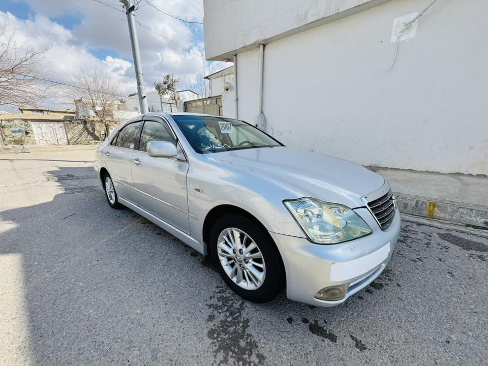 سلاو لە هەموو لایەک
شاهینە ٢٠٠٥ ی براوە ناوزەرد سەلاجە و تەبرید مەرکەزی  کامل جاهیز کراوە  تەبرید ساردو گەرم مەزبوت  هەمو گیانی بەشەرت مالی دۆستە 
شوین جەمجەمال 
ژم ***********
