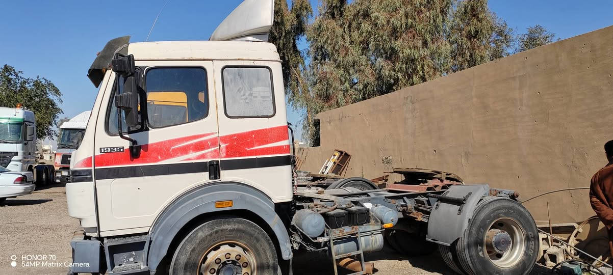 كراوتي للبيع/ السعر 145$

موديل 1988

حجم 1935/ سبرنك

رقم بغداد ألماني مشروع وطني مميز

مربوطه فلات جوانب متحركه

كير عادي نضيف ومحرك نضيف

السعر 145$ 

*********** #الحلبوسي
العنوان الفلوجه معرض الأنبار ابواحمد الحلبوسي
