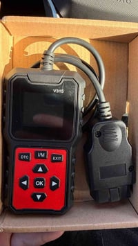 ماسح V315 • متوافق OBD2 • قراءة رموز