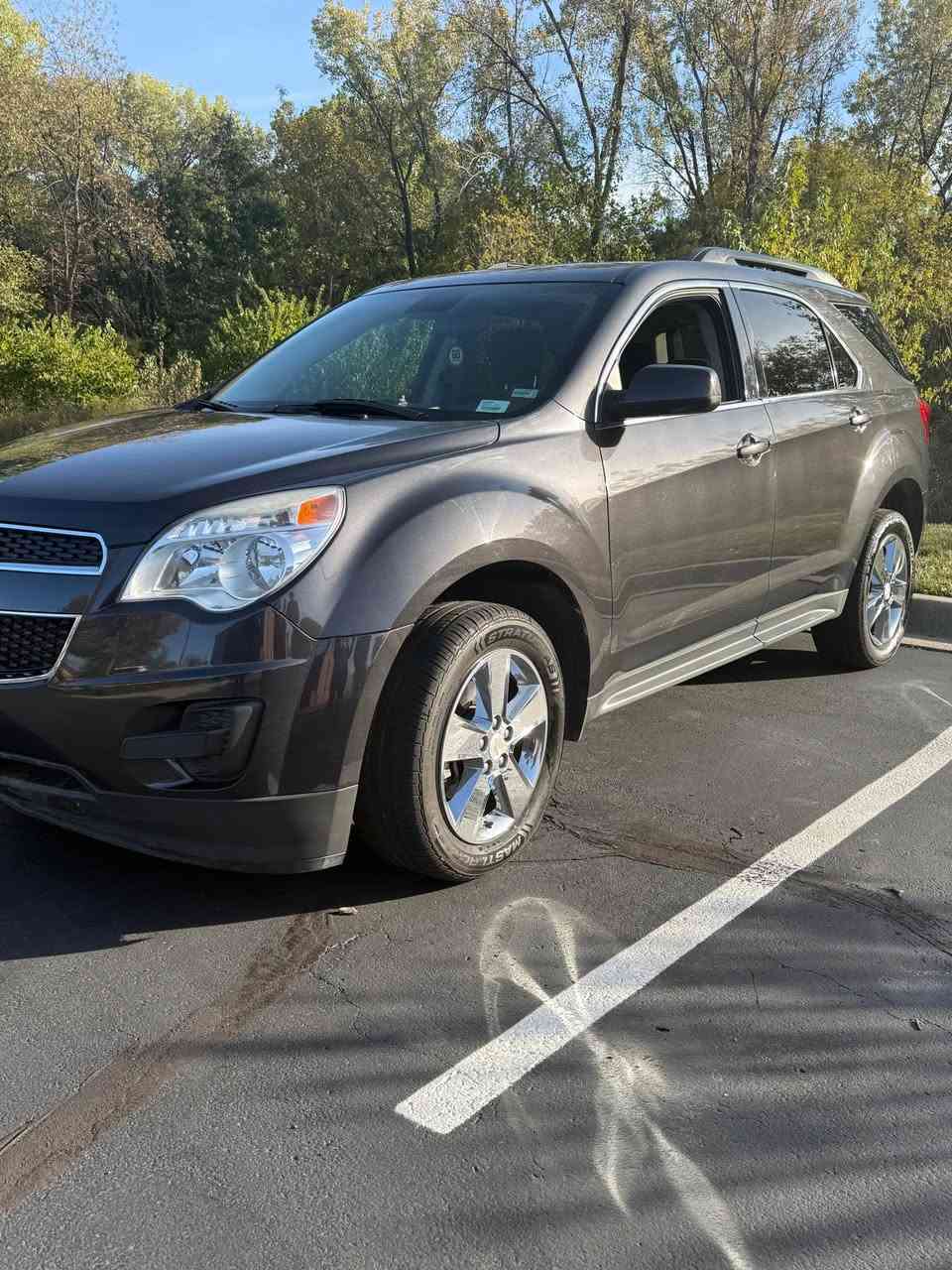 2013 Chevrolet Equinox LT
✅ Clean Title
✅ Runs & Drives Great
✅ Smooth Automatic Transmission
✅ Fuel Efficient 4-Cylinder Engine
✅ Bluetooth Connectivity
✅ Backup Camera
✅ Power Windows, Locks & Mirrors
✅ Cold A/C & Hot Heat
✅ Spacious Interior & Cargo Space
✅ Well Maintained
✅ Great Family SUV

Looking for a reliable and affordable SUV? This 2013 Chevy Equinox LT is a great daily driver with plenty of room for passengers and cargo. It runs strong, drives smooth, and is ready for its next owner. Perfect for commuting, road trips, or a first vehicle. Kansas City, MO


**إذا كنت صاحب هذا الإعلان وتريد حذفه لأي سبب، رجاءا أرسل رسالة إلى الدعم الفني**