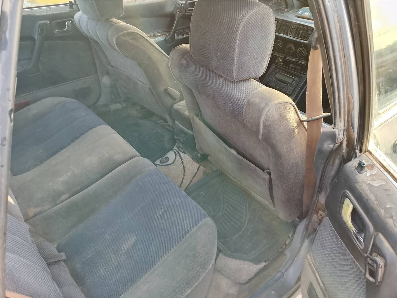 للبيع مسيبوشي كلانت موديل 91
سنويه جديده باسمي تحويل جميع المحافظات 
أدوات احتياطيه وياهه انطيك 
شرط تراي ونعومه
محرك وكير وكلج نظيف 
كهربائيات شغاله
السعر 25بيه مجال للشراي 
العنوان بابل المسيب أو بغداد 
***********
