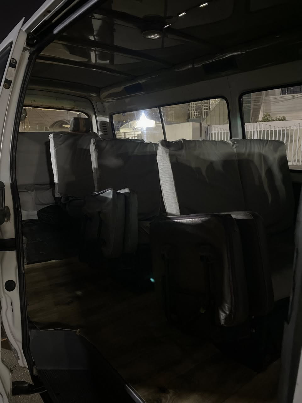 السلام عليكم كيه فتون 2009 مواصفات 2010 السيارة نظيفة كير محرك اكسل  مكفول  كهربائيات السيارة كلها شغاله بدون جطل على وضعية الشركه  صدرها 70% هيئه ومرور مصفره رقم بغداد انكليزي بأسمي السنويه لحد 2030 رقم شاصي الشعار بالسنوية السيارة مابيها لا بارد ولا صبغ السياره نصبتها حلوه فقط الخياس السعر 60 وبيها مجال العنوان شهداء البياع شارع المضخة الاول نهايته قرب ابو سامر المضمد للأتصال ***********
متوفر واتساب
