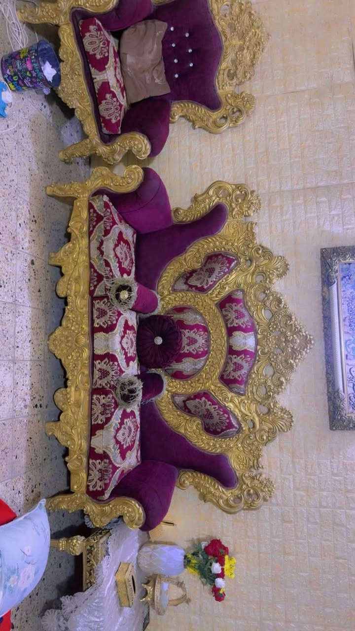 سلام عليكم تخم للبيع عشر مقاعد مكفول ونضيف ويا ثلاث طبلات وحده كبيره واثنين وسط 

السعر 900وبي مجال 

الهاتف *********** ويوجد واتس 

العنوان بغداد حي الامين
