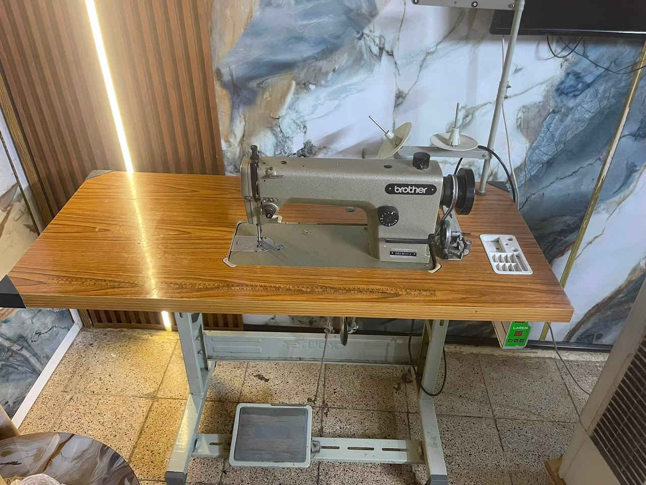 مكينه خياطه ممستعمله نضيفه مابيها ايشي ومبدل منها ايشي ونضافتها فول +اتصال ع هاذ الرقم ***********+والسعر بلخاص
