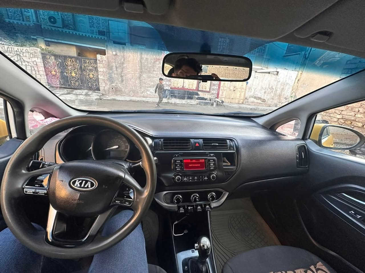 ♡من رخصه الادمن الورد♡
*كيا ريو  2012مكينه 1600 وارد امريكي جاملج الكدام السايق فقط حادثها خفيف سياره  شاصي لغد مكفول مكينه كير مكفول سياره جاهزه
* صدر امامي خلفي جديد
* 
* دسكات امامي خلفي جديد
* باتري جديد بلباكيت
* 

*منضومه فيت بم بلباكيت وكاله قبل شهر
* زوج تايرات امامي جدد شديت قبل شهر
* سياره ارقام نكليزي هزه سنويه جدد بسمي ماتتعب عليها
* سياره مصروف عليها ومرتبه وماتوكفك 
* السعر (75) مجالها شي قليل عنوان بغداد الاعظميه رقم الهاتف ( ***********
