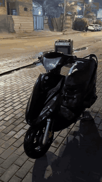 سلام عليكم  للبيع دراجه ماكس عدله مكفوله كفال عامه الدراجه رمبه بعدها بل جيس تجي تفحص وتروح عنواني بصره شط العرب السعر خاص وخابرني عل هاذا  الرقم  ***********
