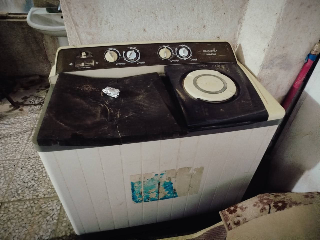 السلام عليكم غراض بيت لبيع
لبيع كلمن وسعره ورقمي ‏‪0786 987 6957‬‏ وخاص مفتوح
