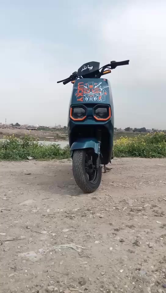 للبيع السعر 750وبي مجال جديد ***********
