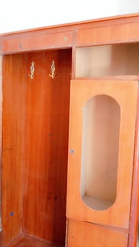 زاوية • للبيع • وبيها مجال