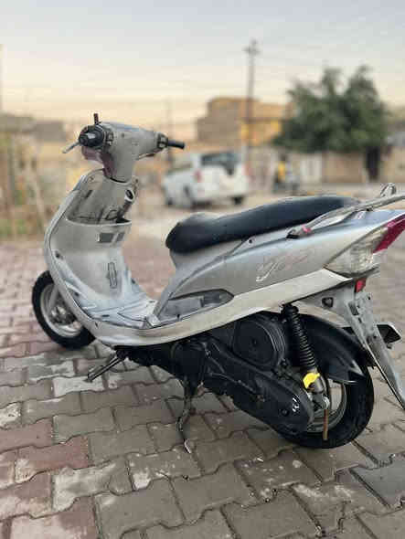 للبيع دراجه ماكس مغنولي … المكينه مكفوله الگشر نضيق شوف العين كهربائياتهة نضيف وشغاله الدراجه نكره سلف … ***********
