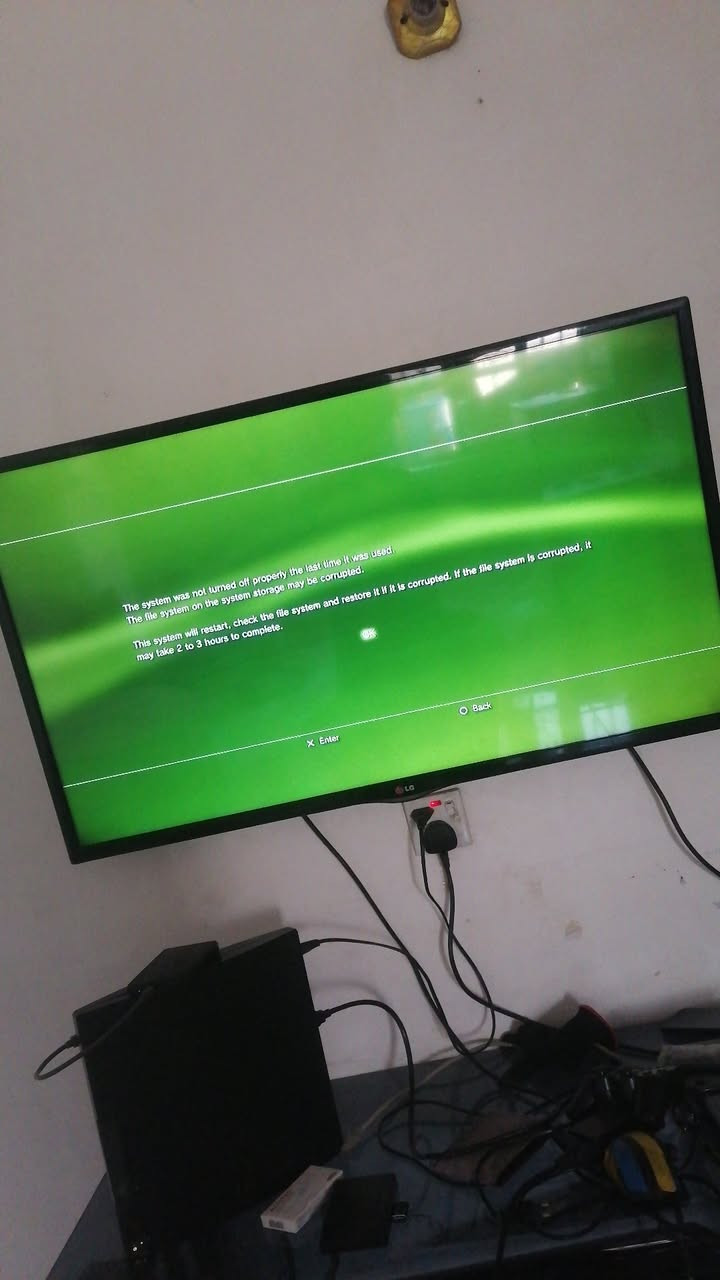 عندي شاشتين للبيع LG اصليه صناعه كورية
الاولى حجم ٤٢ سعرها 125 قفل
الثانية حجم 32 سعرها 100 قفل يجي وياها ستلايت هدية
وهية اصلا بيه ستلايت داخلي
مكاني بغداد مدينه  رقمي *********** لا تراسلني علفيس فقط واتساب
