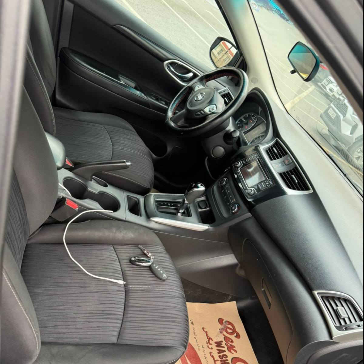 نیسان سێنترا 2017 مواسەفات SV ئەمریکی 
مەکینەی 1.8 
بەسمە 
دوو بەسمەی لەگەڵ 
سندوق بەسمە 
سەیارەکە بێ بۆیاخ بێ سارد 
وێنەی سۆنەرەکەیم داناوە 
ئێریاگ نەتەقیوە 
هیچ مەسرەفێکی تێدانیە 

سـعـر : لە کۆمێنت داوابکە ڕاستەوخۆ بۆت دێت 📥 

گێر و مەکیەنەی بەشەرت 
هیچ کێشەیەکی تێدا نییە 

ژمارەی خاوەنەکەی 
***********
