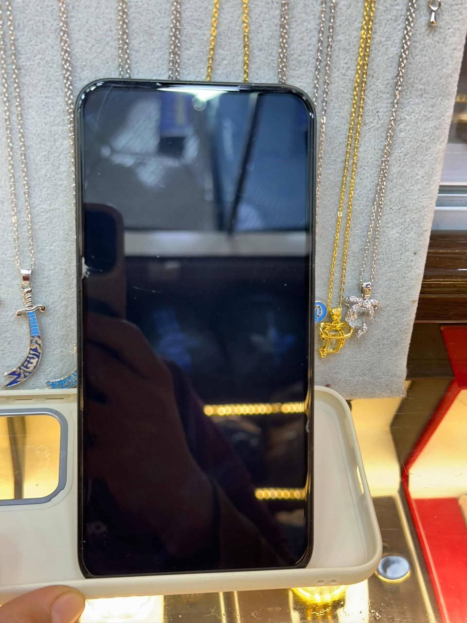 بوكه F7ااذاكره 512 جهاز جديد جديد فول نضافه غراضه كامله السعر 470 قفل
***********
