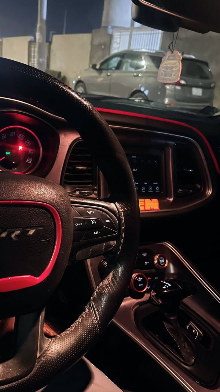 يالله
صلي على النبي  الحلال حلالي والفلوس فلوسك  والرزق على ٲڵڵــﷻــــﷻــہ

بيع او مراًوس جارجر هيمي او موستنك جيتي

جالنجر  2018 5700  ( مصبوغه جماليه طماطي عدا القماره )

   مكانها بصره  الرقم الجديد الدولي بأسمي

🔴 المواصفات ( نص مواصفات  )
🔴ماشية 70mi
▪️شاشة وسط 
▪️تشغيل عن بعد
▪️كشنات حضن
▪️ دكمه سبورت
▪️حجر بيئه بلادي موجود
🔴 الاضافات 
🔹برمجه فتح مراوح وكت اوف
🔹كزوز بلادي دبات سود 
🔹ويل حجم 20 الاصلي شرط مو تجاري تو سايز تايرات الخلفي 305 الامام 245 تايرات جدد 
لايتات راديتر كله جديد 
🔹 منضومه بانزين جديده
🔹 عليها تعديلات بسيطه
🔹 كشن سائق كهرباء 
🔴 السياره مصبوغه تغيير لون
🔴 الحادث مرفق صور السونار المنشور 
🔹منضومه زنون اصلي
جاملغ خلفي ضربه مو قويه
وبيها تعديلات بسيطه بشواصي الامام ومصبوغات 
كير مكينه  شرط   يشكن الكاع 
المكينه مبدل بيها بطل فقط غير شي ممبدل بيها 

السعر 155 وبي مجال  بسيط

  والي يشوفه غاليه انشالله تصعد اغات اغاته.  ارفع المنشور بكلمه طيبه واني كلش ممنون من حظرتك والي ي تخدمه يجيني وعيوني اله 💜

الاستفسار
***********
***********
