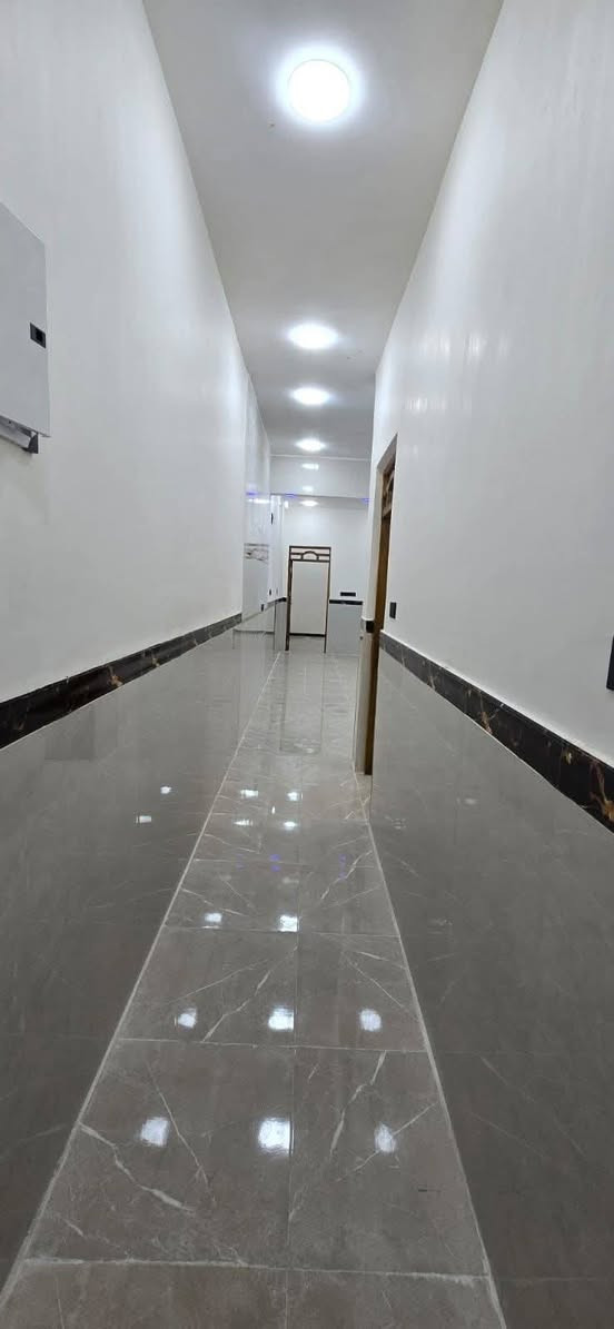 دار للبيع بنهاوند مساحة ١٠٠متر مسلح صب طولاني طابق واحد بناء حديث ٢٠٢٦ خلف شارع ٢٠ جاهز للسكن للاستفسار والاتصال على رقم ***********📞📞
