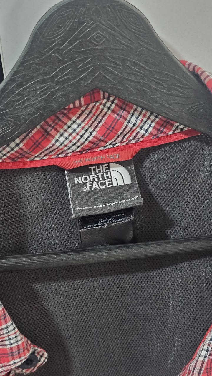 the North faceاصلي 

  قميص تكنيكي الصيفي
يناسب للرحلات و سفرات و العمل لوقت طويل
وزن خفيف و نظافه %100
ظهره مشبك
قياس L&xl

للحجز ارسل راسله لصفحتي


**إذا كنت صاحب هذا الإعلان وتريد حذفه لأي سبب، رجاءا أرسل رسالة إلى الدعم الفني**