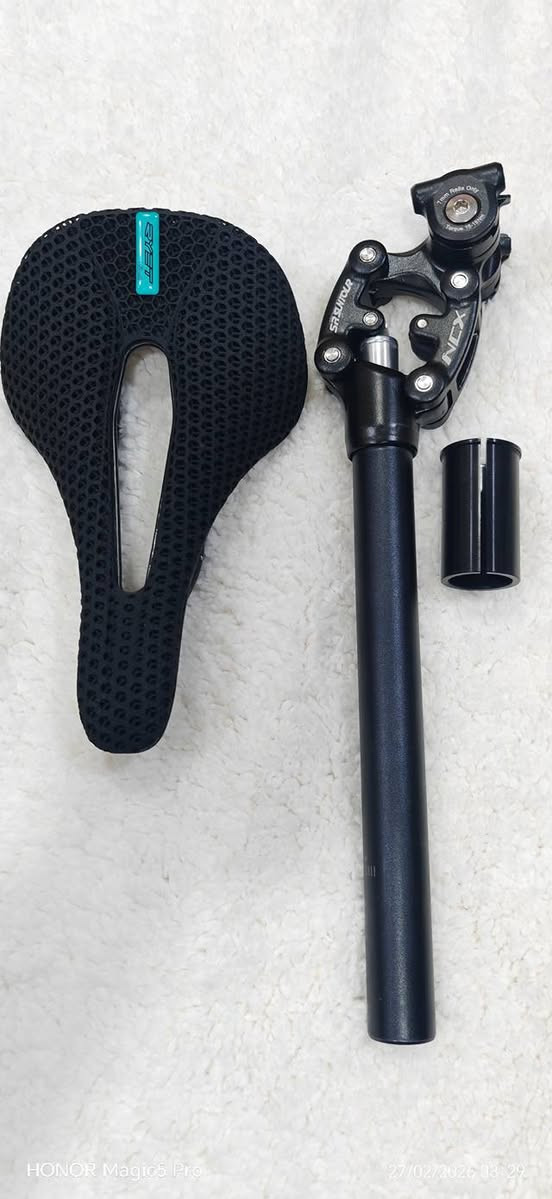 السلام عليكم
غراض بيسكل
السعر 40 الف
***********
***********
