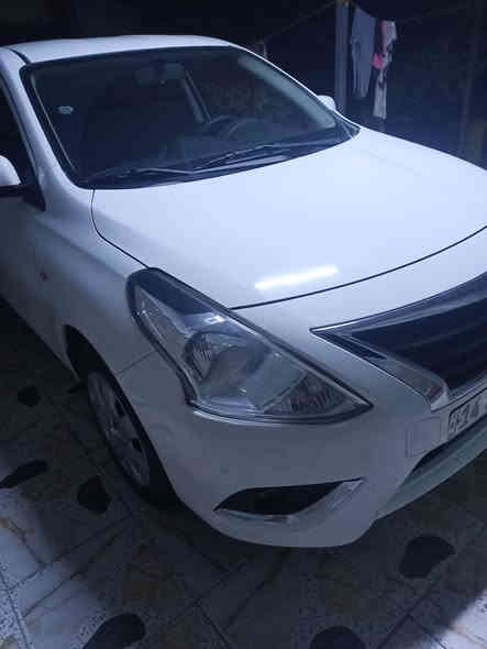 السلام عليكم من رخصة الادمن المحترم نيسان صني موديل 24 واردخليجي رقم بصرة بيه ضربه خلفيه بس وكاله بسم اخوي تفاصيل الاتصال ***********
