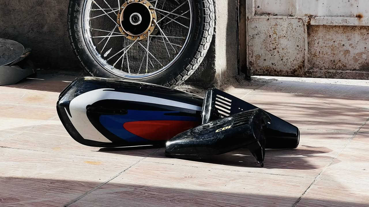 تانكي نامه الاصلي بس بي شويه زنجار ينغسل من جوه سعر ب١٠. مشروع المسيب


**إذا كنت صاحب هذا الإعلان وتريد حذفه لأي سبب، رجاءا أرسل رسالة إلى الدعم الفني**