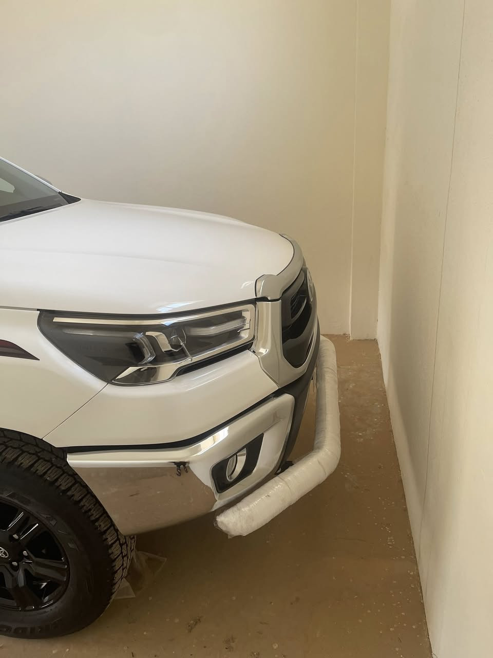 للبيع تيوتا هايلوكس
2025 جيهان 
فور ويل 
مكفوله من الجكه 
ماشيه 8 الف
كير عادي فول مواصفات 
شاحن لاسلكي 
قطعتين تبريد 
تبريد شاشه 
تدفئه وتبريد بالكشنات 
ويل كب 
رقم اربيل تحويل او وكاله 
السعر 322 وبيهه مجال بسيط 
مكان السيارة الانبار حديثة 
الاستفسار ***********
