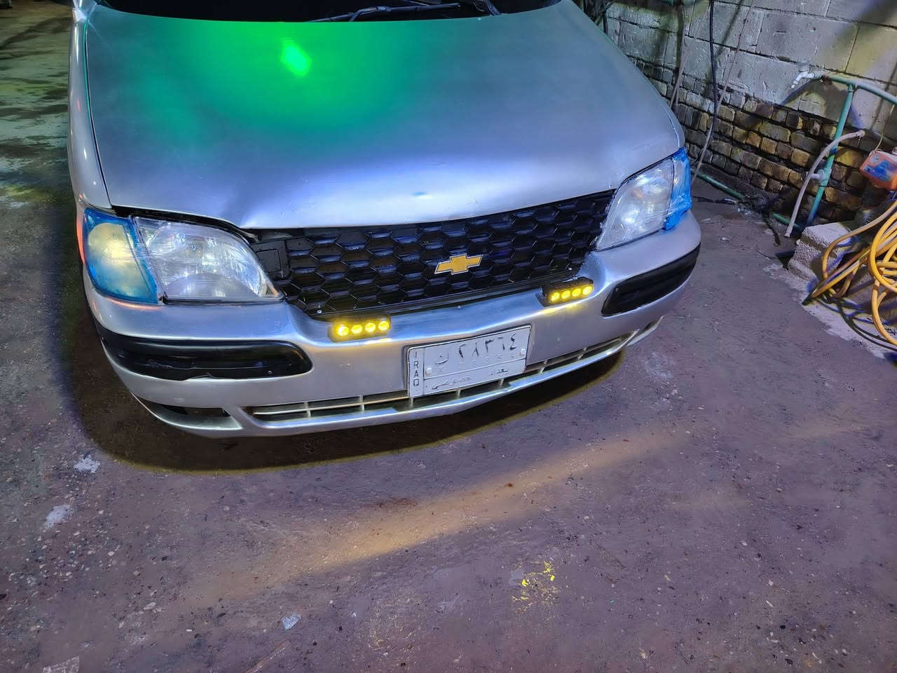 شوفرليت فنتوري موديل ٢٠٠٢ رقمها  بغداد مصبوغه عام
باتري جديد. تايرات جديده كير ومحرك خير من الله نقص تبريد مايشتغل مكاني ذي قار رقم *********** سعرها ٣٥ وبيها مجال
