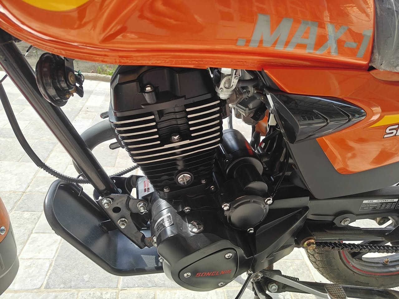 سولينك ماكس وان موديل 25 اوراق سكنر 6 وي المكاتبه ماشيه 1000..للبيع مكاني شاميه  السعر 875 وبيه مجال قليل ***********
