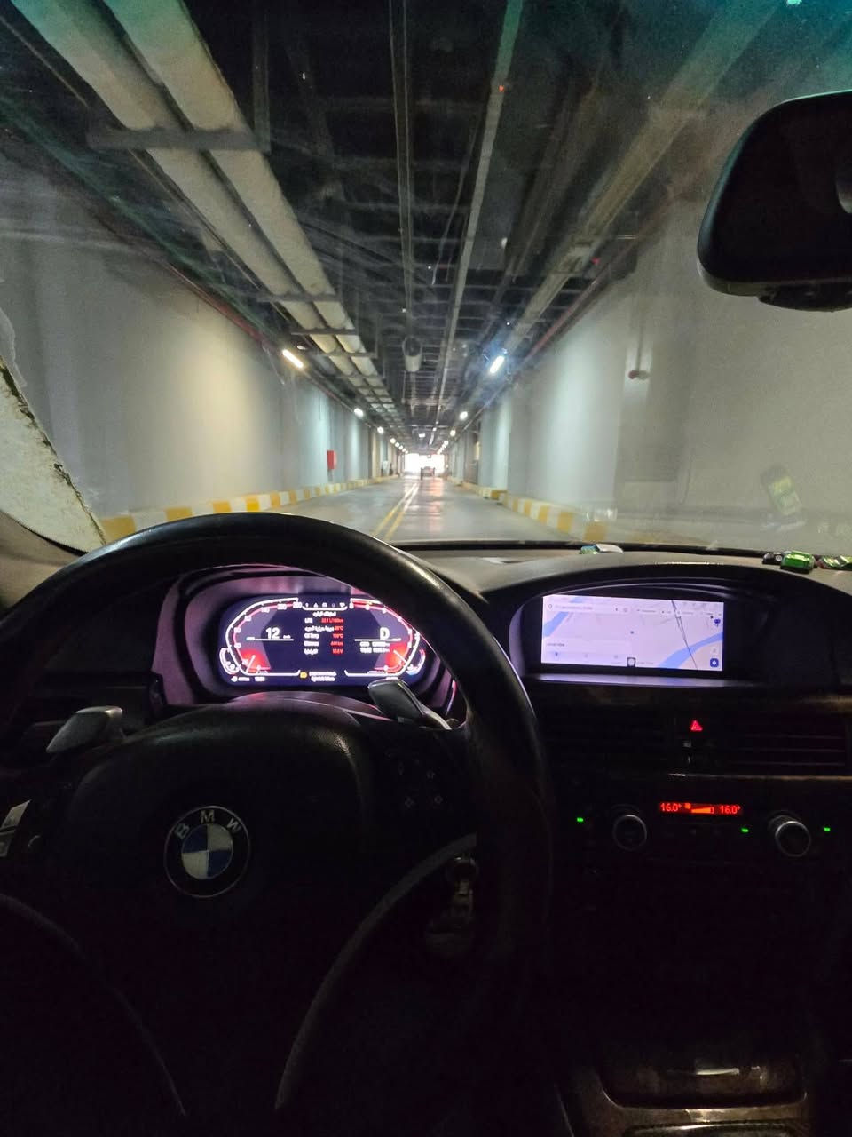 السلام عليكم 
E90  مديل 2008  مكينه n54  
السياره بيه صبغ حزام وايرباك الدؤكه وراجع سستم  ماشيه تقريبا 140 كيلو  تبريد شغال صدر جديد كير جديد جوينات مي هواء نوزلات فيت بم كله جديد وجاهزه للاخير 
بيهه بعض النواقص
الصدر الخلفي جديد لكن بيه طبه اعتقد بسبب الويل لان ١٨ جبير
وبيهه واحد من التيربوات بيه ليك بسيط وبيهه كم مكان بيه جراد 
 لكن السياره فول نشاط وشلعه ومعدل رهيب غرفتهه جديده داخل نظيف المكينه صافيه 
للبيع او مراوس 
السعر 77 وبيهه مجال بسيط 
مكاني بغداد الكماليه 
***********

