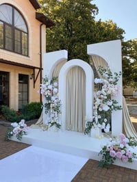 تجهيز الكوشات حسب رغبة الزبون للاستفسار خاص او اتصال 07702164966