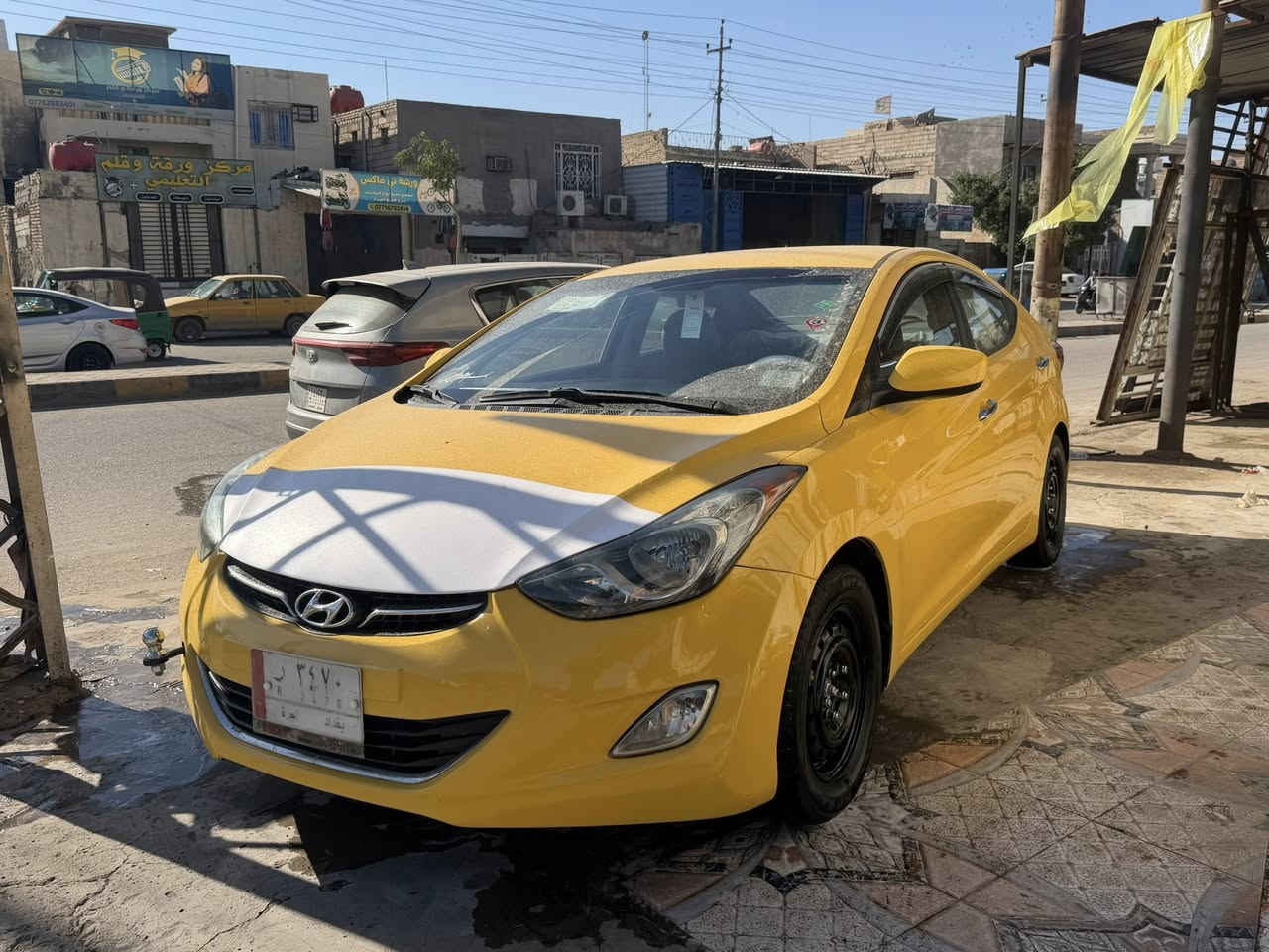 السلام عليكم 2013 وارد امريكي حادثها دعاميه الخلفيه وشبر من الحوض فقط محرك 1800 دوش تخم تاير وحداديه وكير كله جديد صبغه جديده سنويه نافذه صار 10 ايام تحويل ثاني يوم رقم بغداد مشروع وطني سونار مرفق مع المنشور 
رجاء اقره السونار وتصل 
 
مكان السياره ميسان ***********
السعر 110 وبيها مجال
