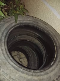 تايرات ١٦ • ٣ قطع • استعمال قليل