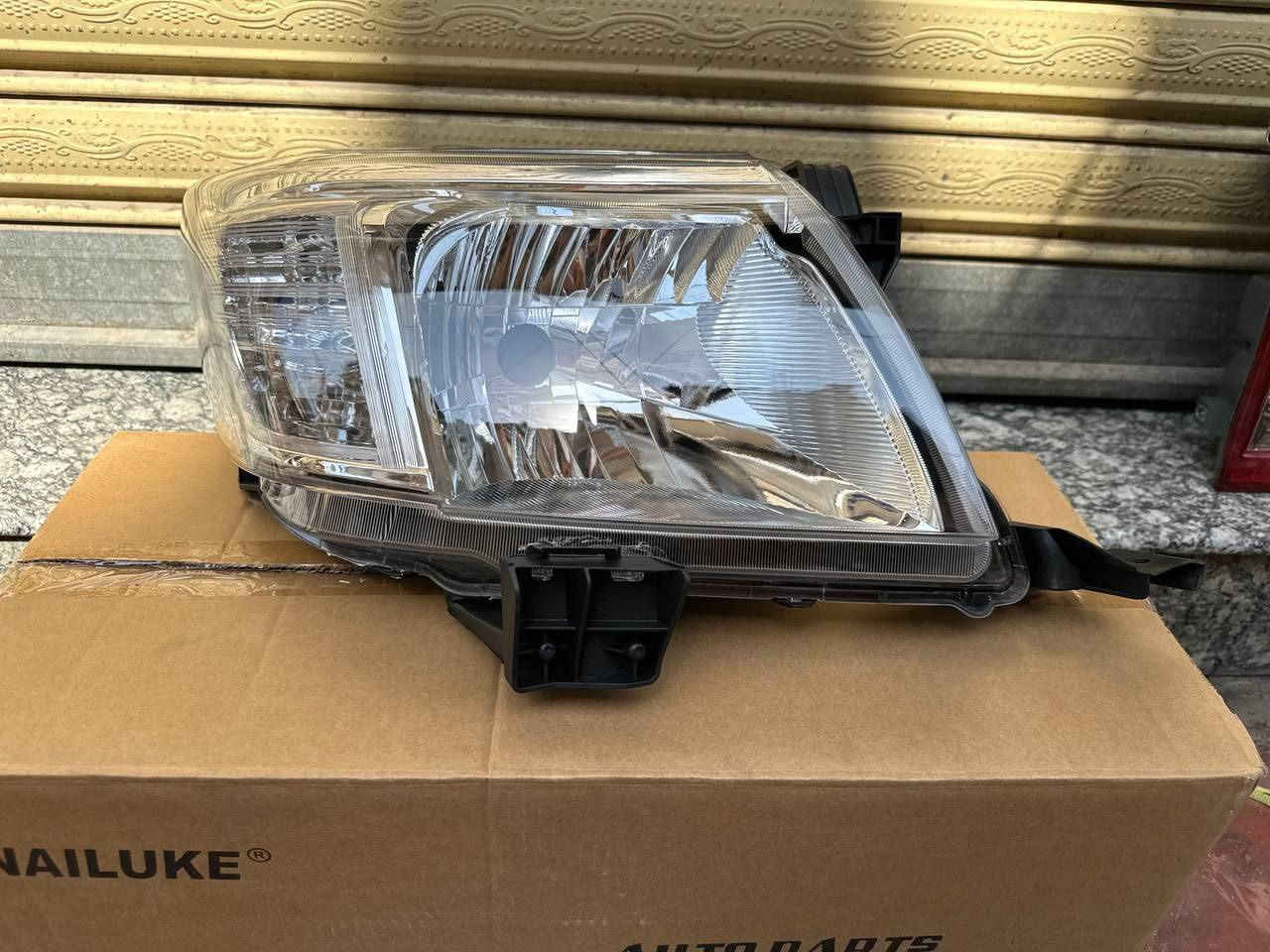 السلام عليكم
تم توفير ادوات الاحتياطية للهايلوكس فلاونزا 

فول لايت
بك لايت 
مرايا جانبية
دعامية خلفية
باب بدي
سبايدر جاملغ
لد بروجكتر
راديتر تبريد
سلف
جامة لايت
شباك امامي
فلنجات امامية
بروجكتر 
بطانة جاملغ امامي
واقية طين

يوجد توصيل لجميع محافظات العراق 🛻

للاستفسار التواصل واتساب ***********
 او عبر الرسائل الخاصة

العنوان : بغداد / شارع الضلال
