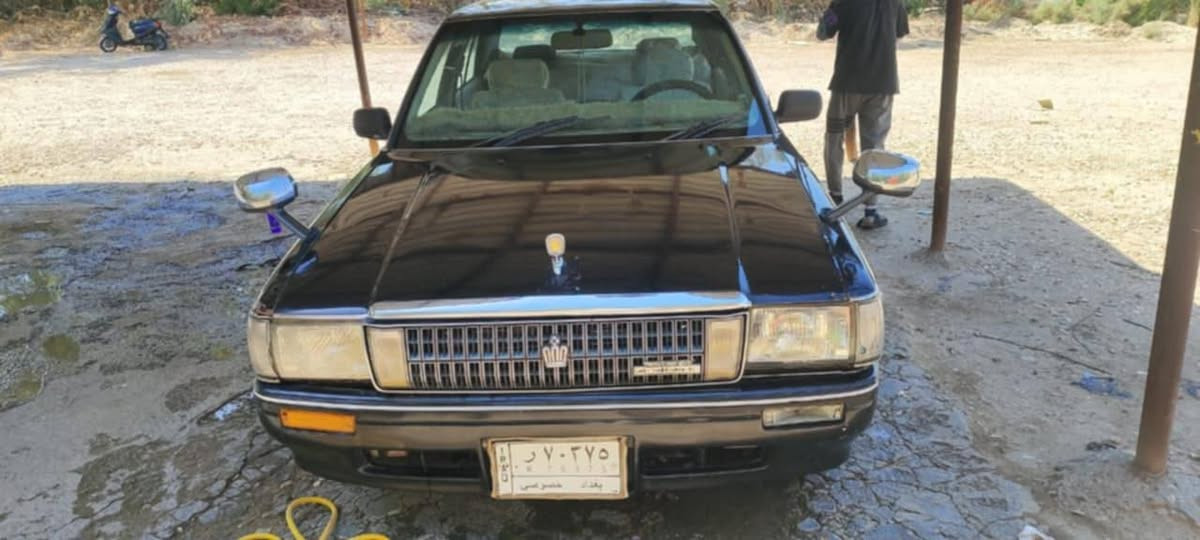 ارنب سيدان موديل 88 أيسر بلاد مكينه 2500 VVT رقم بغداد  سنويه 28 مداور وكاله. مكفوله من الكصه ونقل جثه والعيب الشرعي اصوليات وضربه القويه مصبوغه  جماليه كير مكينه مكفوله حداديه تخم تاير كهربائيات كله شغاله مراوس فقط عنوان النجف ***********
