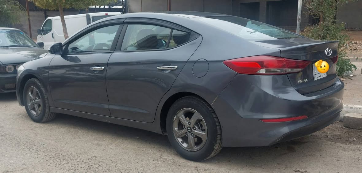 لانترا 2017 خليجي
كير ومكينه شرط
صبغ بيه جاملغ خلفي   وشويه بقبق صندوق
مواصفات
خليجه فول عدا بصمه وفتحه
كامره دواره مانع انزلاق مثبت سرعه ABC. مواصفات خليجيه معروفه ... 
مكينه  دوش 

رقم نينوى كابون بانزين 
سياره كلش حلوه
السعر 127
***********
***********
