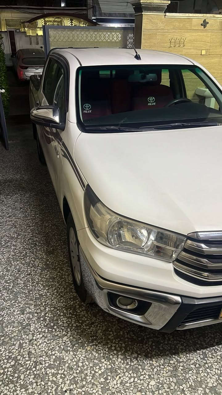 سلام عليكم بيكم للبيع  
مديل ٢٠٢٠ كير عادي 
ماشيه ١٨٠ رقم اربيل سنويه وهزه جديده 
***********
