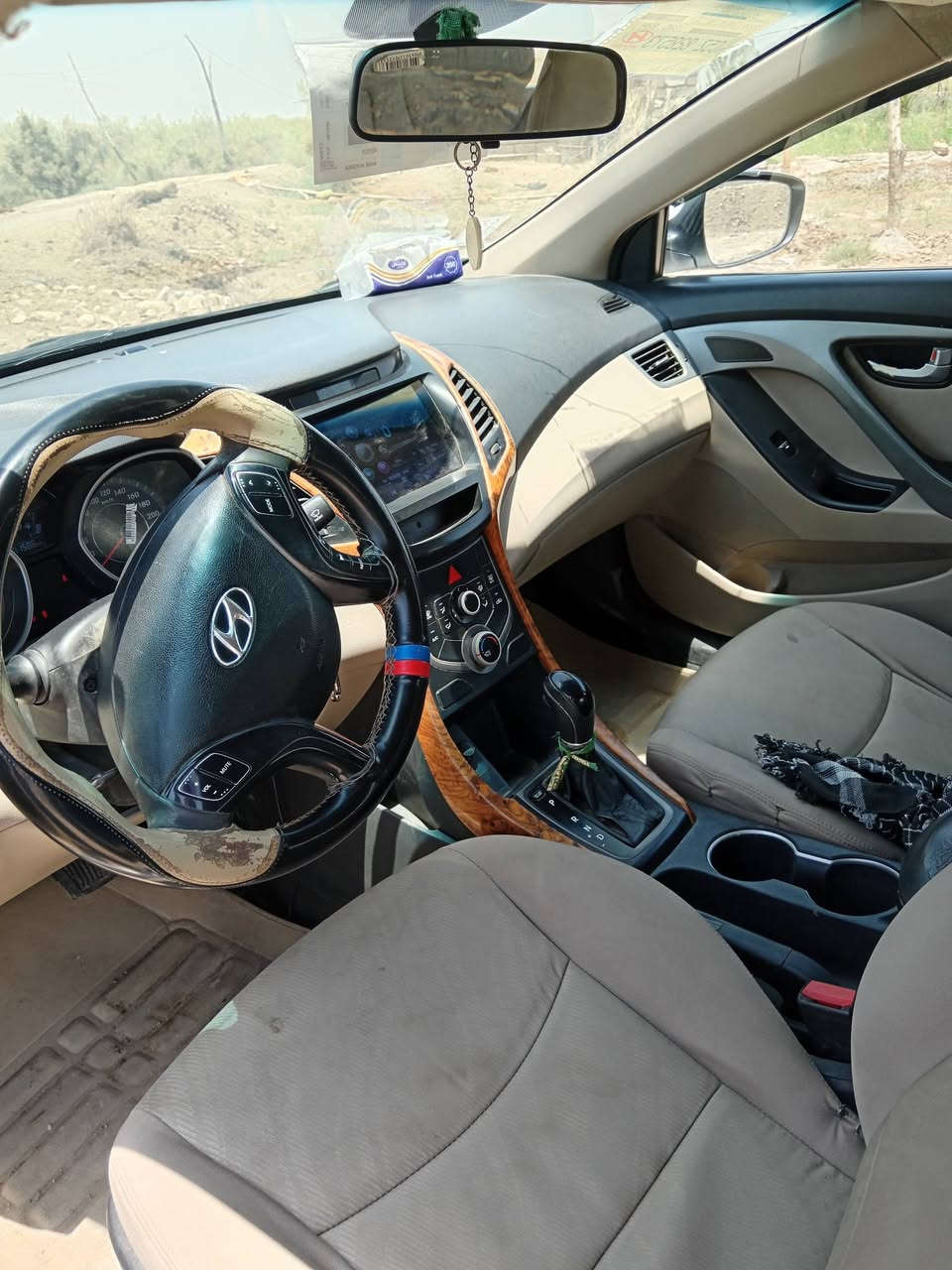 النتره ١٥ خليجي للبيع بسمي بيه جاملق مبدل وباب مصبوغ وبل الجنطه ضربه خفيفه السعر ١٠٧ اتصال ***********
