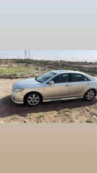 كامري ٢٠٠٨ للبيع 
محرك ٦ سلندر
منظومة تبريد جديدة بالكامل تبريد ثلج
صدر امامي خلفي نظيف
راديتر جديد
باتري جديد
مواصفات مال افلون
السيارة بيها هواي مواصفات 
الكير بي عته والخامس ميجي
رقم بغداد دولي بأسمي 
السونار موجود ويه الصور
واسط الكوت
السعر ٧٥وبي مجال بسيط
*********** دهل اوران
