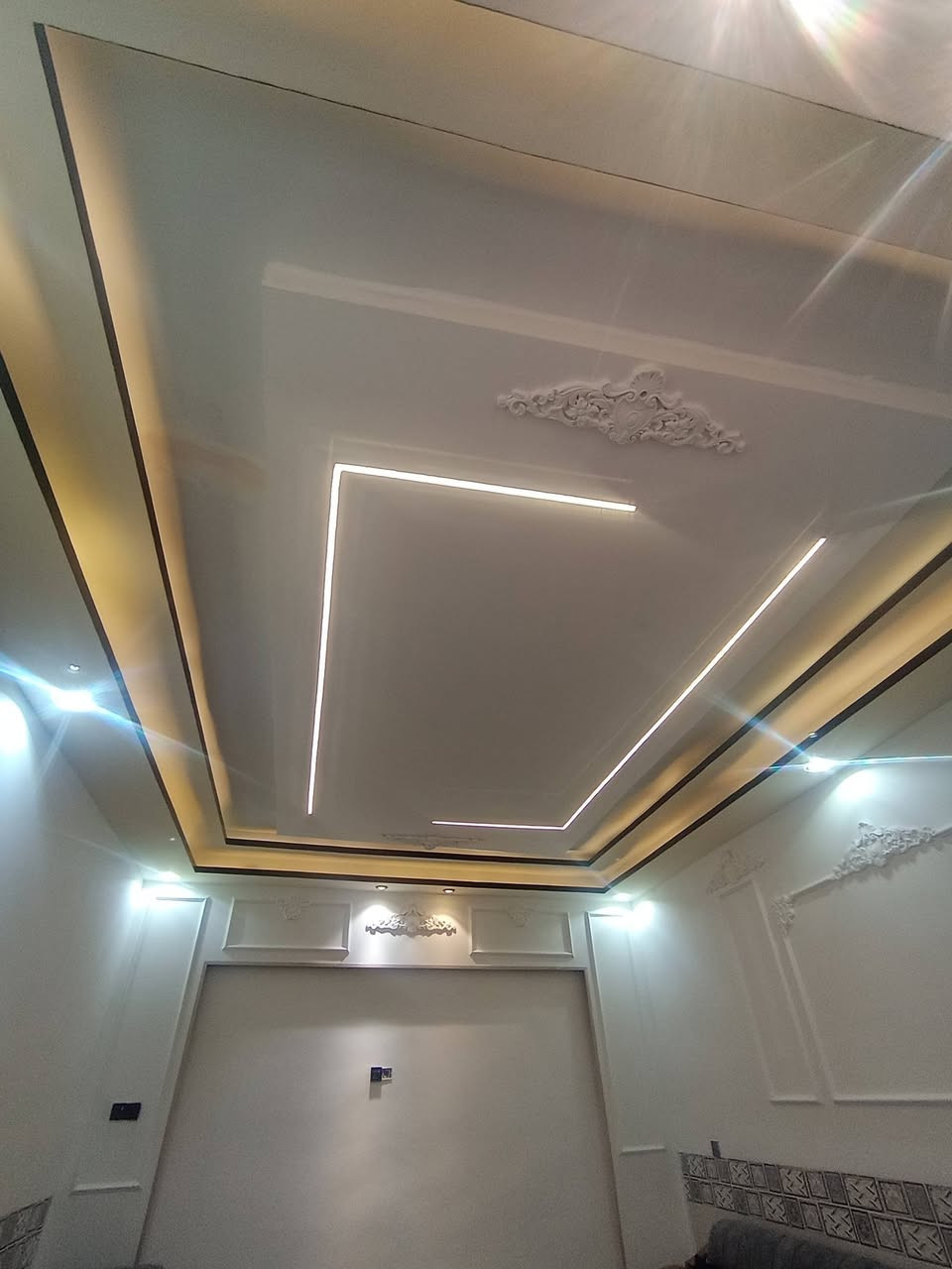تم انجاز العمل والحمد الله ✨ المودرن للديكور والصبغ ✨
✔️ سقف ثانوي
✔️ سقف مغربي
✔️ جبس بورد
✔️ بديل خشب
✔️ بديل رخام

📍 كربلاء – الشبانات

📞 للاتصال والحجز:
***********
0780125512

🌟 خلي بيتك أرقى وأجمل ويانه .. خبرة + دقة + أسعار تناسب الجميع 🌟
