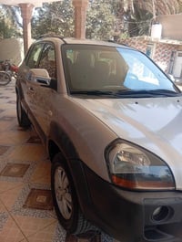 توسان خليجي • ٢٠٠٩ • محرك ٢٠٠٠