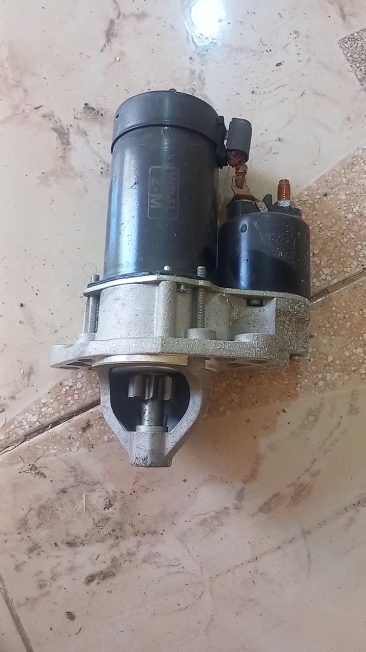 سلف سايبة ٢٠١٢
جديد امانة الله 
ب٢٠ نهايتة 
***********
