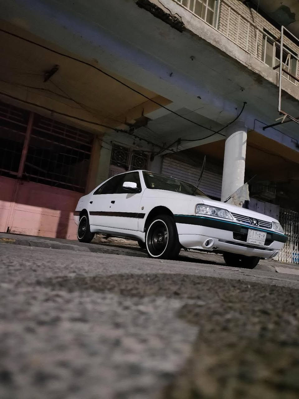 السلام عليكم سياره بيجو 405 موديل 2012 رقم الجديد السنويه الحد 29 جاهزه من كلشي تبريد تدفئ مكينه خير من الله كل تبخر ودخان ماكو كير خير من الله صدر أمامي خلفي جاهز سياره بيه منضومه غاز سياره بسمي تحويل ثاني يوم تخم تاير ويل صبغ جديد السعر 40 اتصل على هذا الرقم *********** وبيك خير وتدلل.
