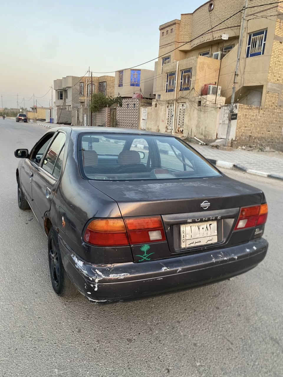 السلام عليكم
نيسان سني ياباني سيارة نظيفة بمعنى الكلمة
بلاديه لاضربه ولاصبغ كهربائيات جام كهربائي مابيها اي نقص 
محرك وكير بلشرط ترايك 180 سيارة فول بالشارع رزانه فول
ايرباك بلدركة 
غرفة جديدة كلش تبريد عوزه كمبريسر فقط فان وفريز شرط 
بيها خياساات بسيطة مامصلحة بلهلاليات فقط
معاملة المداور مشتغل بيها وداخلة هزة بس ماكملتها بعد
راعيها موجود يريد مداور ماابيع بدون مداور اواجهك وي المالك وعقد مروري مباشر
تفاصيلها كلها بالمنشور موتخابرني تكلي شبيها فدوه اروحلك اقره زين واتصل وبخدمتك
مكاني السماوة الرميثة
***********
