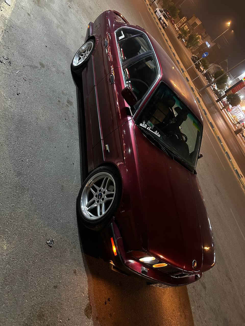 سلام عليكم BMW
للبيع او امراوس حسب القناعه
موديل 1991 كفاله السياره بدون ضربه
حجم 535 
مكينه وكير حاويه 528 دبل فانوس
اكزوز رياضي تفصال كامل
حداديه قبل 3 ايام شاده صدر كامل
تبريد شغال ثلج
ويل 18  Mتو سايز وتخم تاير جديد
كهربائيات كله شغاله 
مكاني نجف للتواصل واتساب
***********

سعر  70$ وبي مجال
