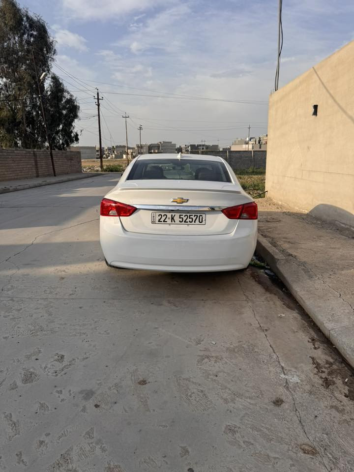 امبالا ٢٠١٩
السياره كلين ومكفوله والسياره ب اسمي 
محرك ٦ سلندر 
ماشي ١٤٠ الف
فول موصفات
كشنات جلد تدفئه 
قطعتين تبريد 
فتحت سقف
٤ ابواب بصمه
السعر  ١٨٠ 
***********
***********
